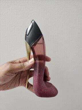 CAROLINA HERRERA